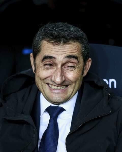 Ahmed1Afify's tweet photo. يا اخي الواحد كل ما يشوف ماتش يعجبه ويسخن ويتكلم في الكورة يفتكرك نفسه تتسد https://t.co/qeLCZt5wRr