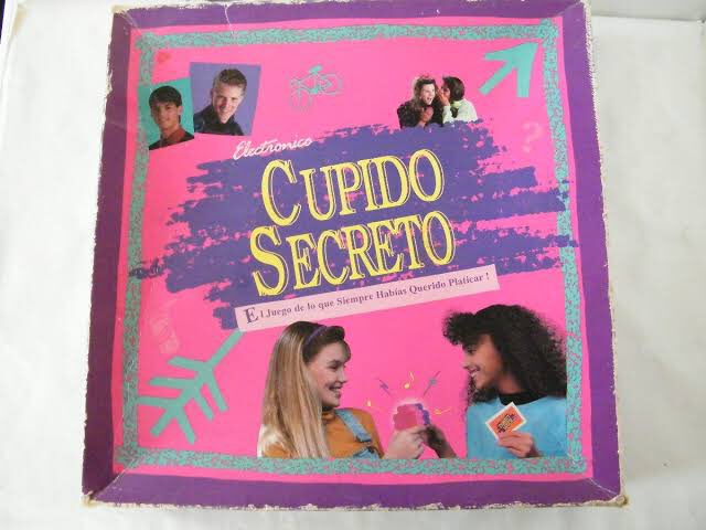 LaPetequia's tweet photo. Describe tú infancia con una imagen de algún objeto,programa de tv,disco,prenda de ropa o videojuego. 

Abro hilo 🧵 https://t.co/CcPkPD3sek