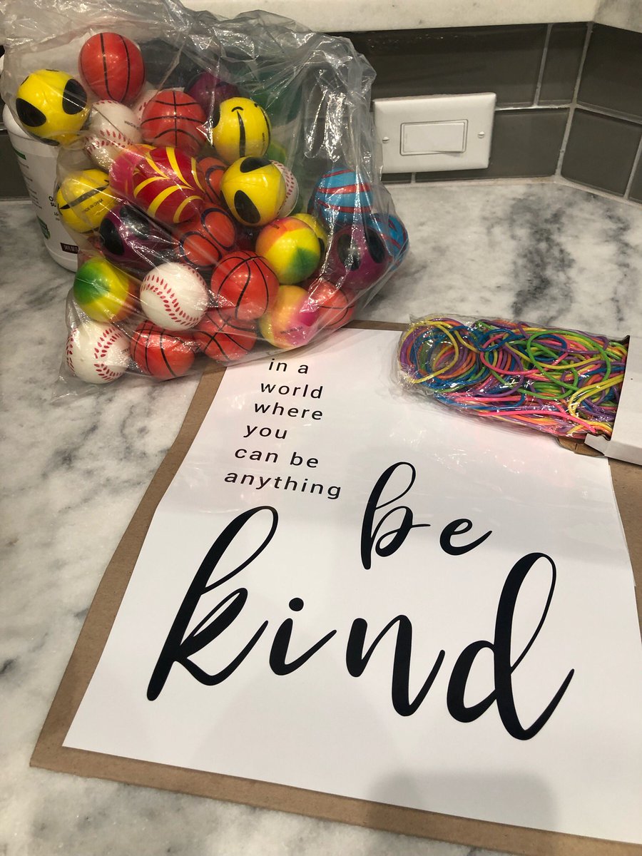 HobbsWilliamsGP's tweet photo. We received our first wishlist items today! Thank you for blessing our students and teachers! #HWwolfpack #bekindgpisd #WEareGPISD https://t.co/Ev2MNGJlhU