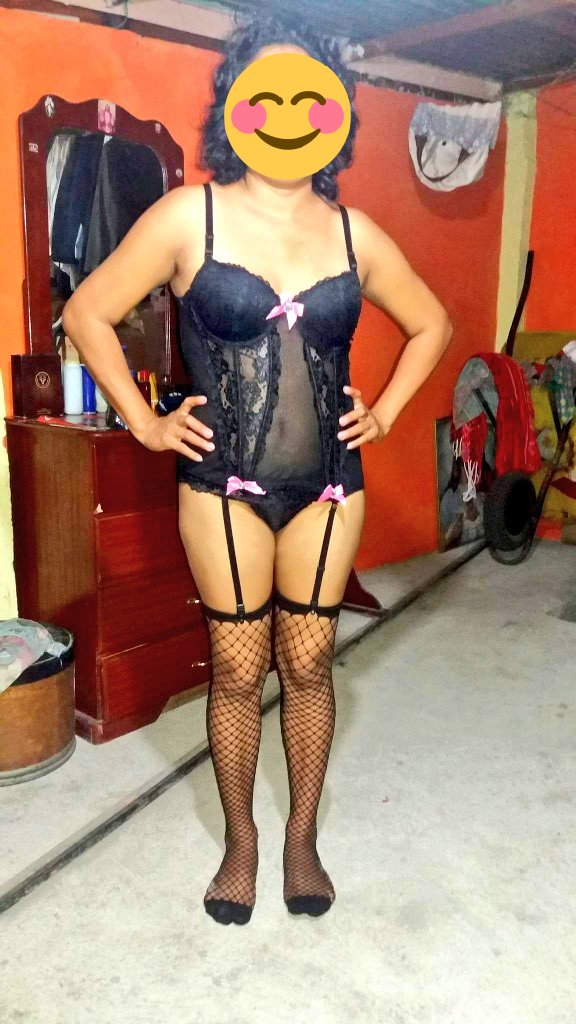 IncestoReal2's tweet photo. Aquí la última sesión de esta bella madre que es descubierta por el hijo 
Dale RT y ♥️ si te gustaron las fotos y sigan mandando material para k sea publicado.

#incestomadre

#incestoreal https://t.co/WxZGh5w1PY