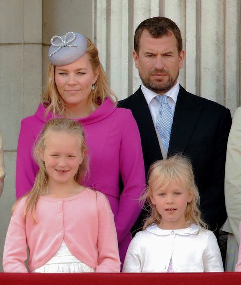 lovewalesfamily's tweet photo. Favourite families of the British Royal Family 👨‍👩‍👧‍👦 : The Cambridges, The Phillips, The Tindalls and The Wessexes 😍👑🇬🇧
#TheCambridges #ThePhillips #TheTindalls #TheWessexes #BritishRoyalFamily #England https://t.co/lv9NDO7sUW