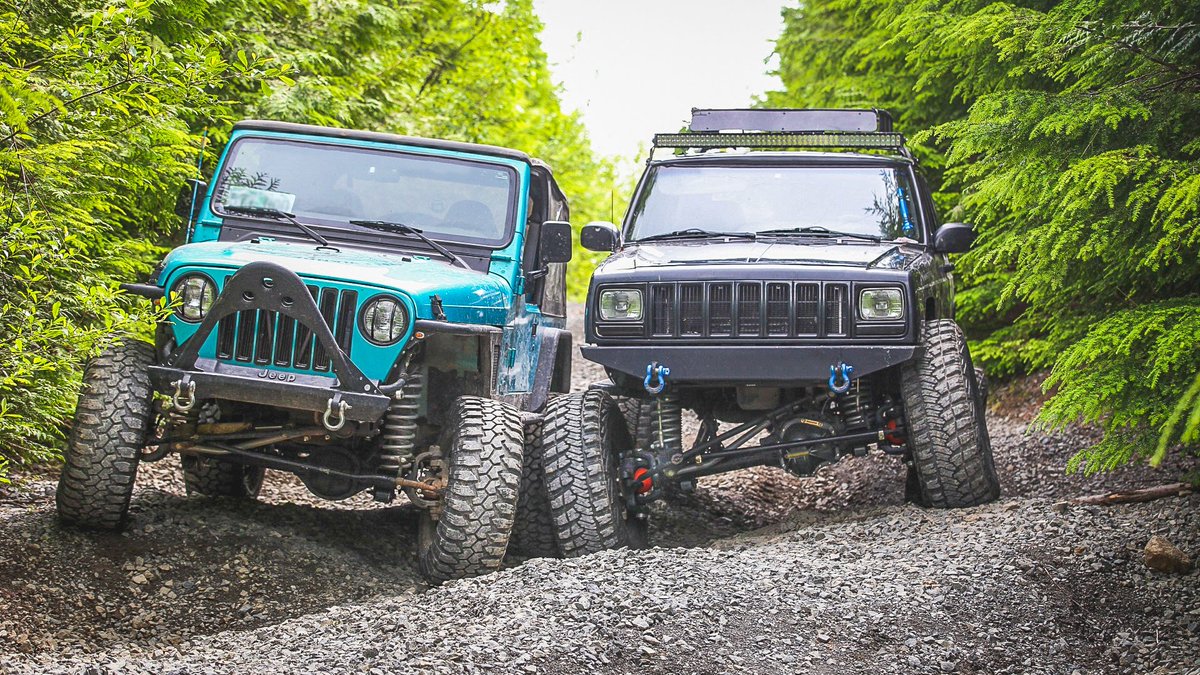 It takes two.

📸: AJ G.