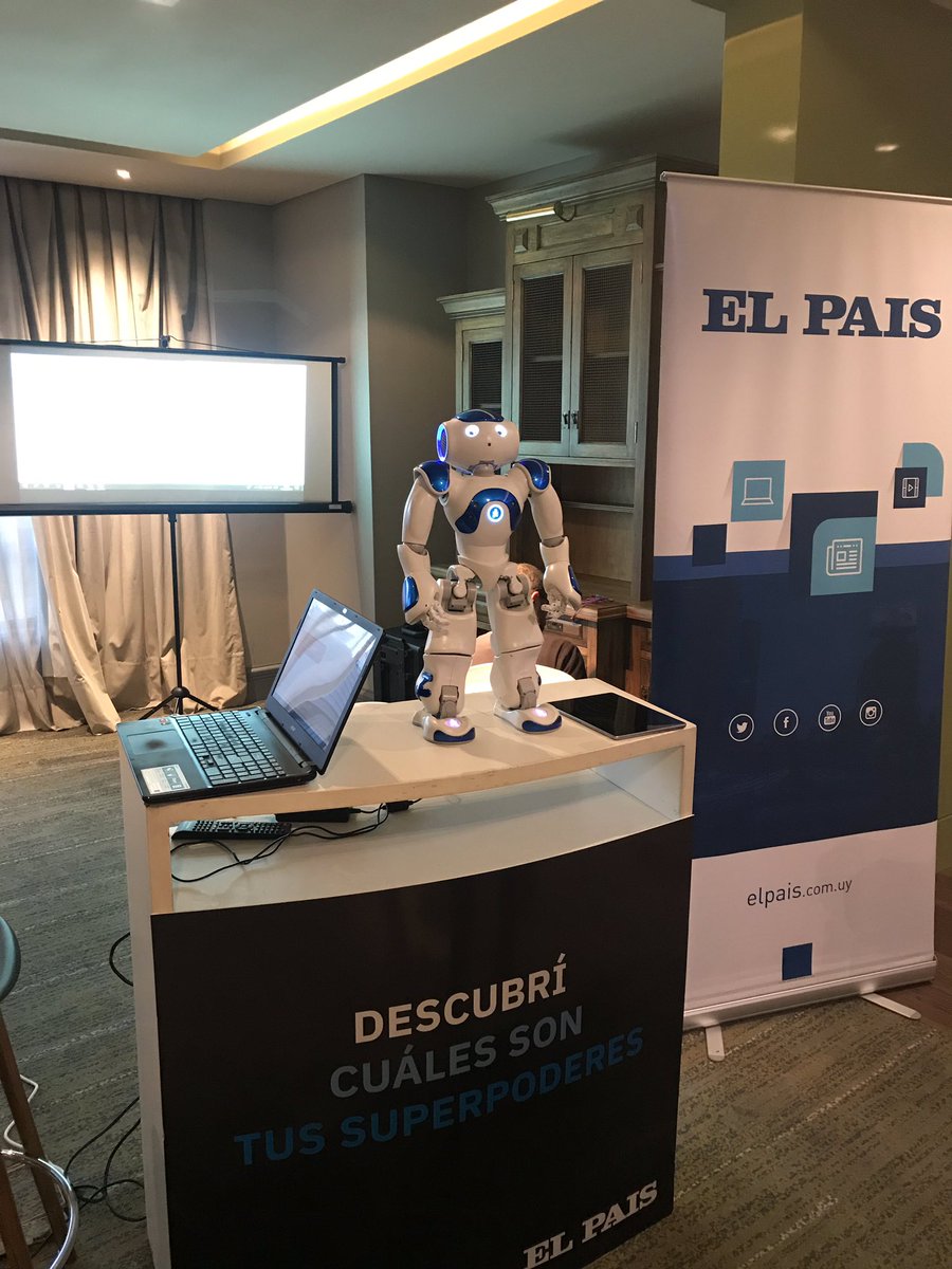 carla_salvadori's tweet photo. En el #IBMCodeMVD con los mejores desarrolladores, testeando nuestro nuevo #chatbot de #selecciondepersonal . #IA para #RRHH Gracias @konacloud por sumarse a este desafio! https://t.co/25uBwMfcLC