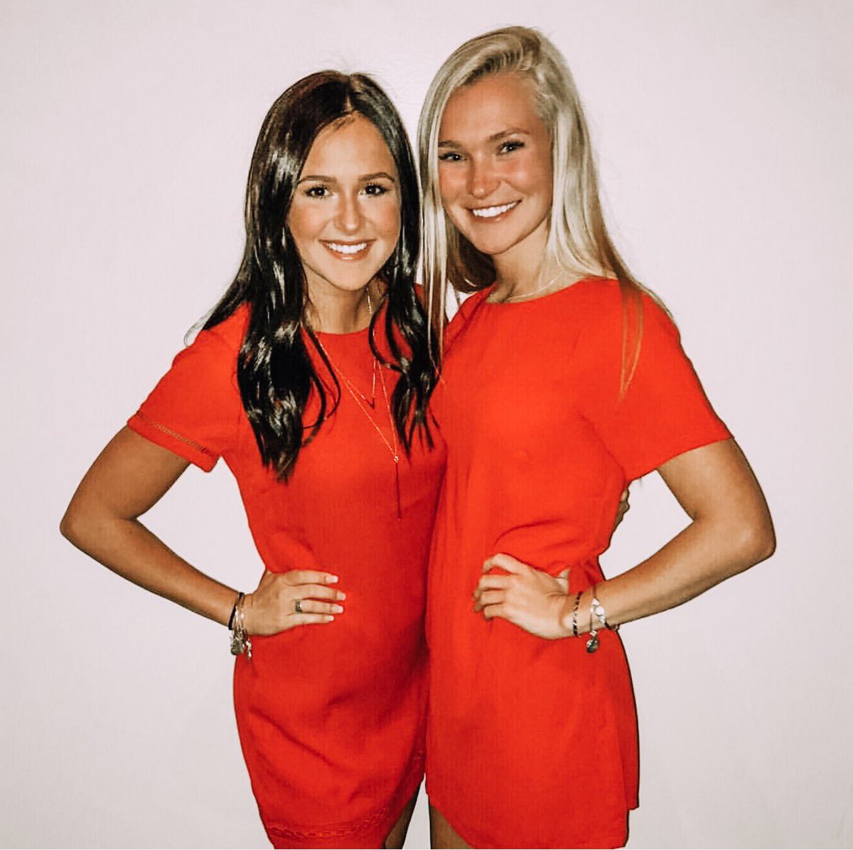 USDAlphaPhi's tweet photo. Huge hearts not only for Alpha Phi, but also for women’s heart health!! Our philanthropy raises money and awareness each year at our Red Dress Gala! We can’t wait for you to be apart of it!❤️💫 #6days https://t.co/YeXqe3ZC15