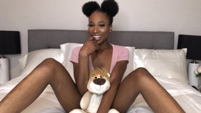 Just made a sale! Young Teen Plays with her favorite Toy https://t.co/6sz2SN51JP #MVSales #ManyVids https://t<a href="/tag/manyvids"class="tags"><span>#manyvids</span></a><a href="/tag/mvsales"class="tags"><span>#mvsales</span></a>
