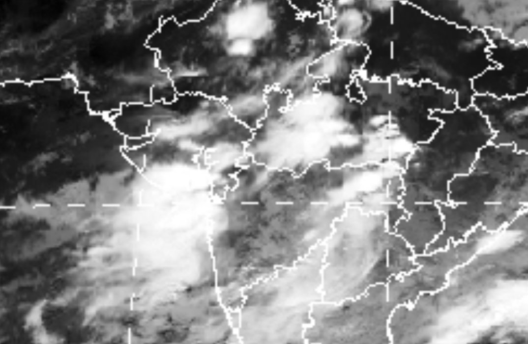 DevelopedSurat's tweet photo. #Weather_Website is Showing #Very_Heavy_Rain in our #South_Gujarat
8:00 am 3/8/19
#આબોહવા માટે ની #વેબ_સાઇટ , આપણા #દક્ષિણ_ગુજરાત માં #ભારે_વરસાદ #બતાવે છે
#AccurateWeather @SkymetWeather @Indiametdept #Surat @DrJagdishSurat @collectorsurat @CMOGuj @CommissionerSMC #yes_icc https://t.co/EQ7QtVtggF
