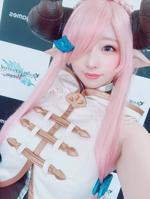 Twitterのコスプレ画像11