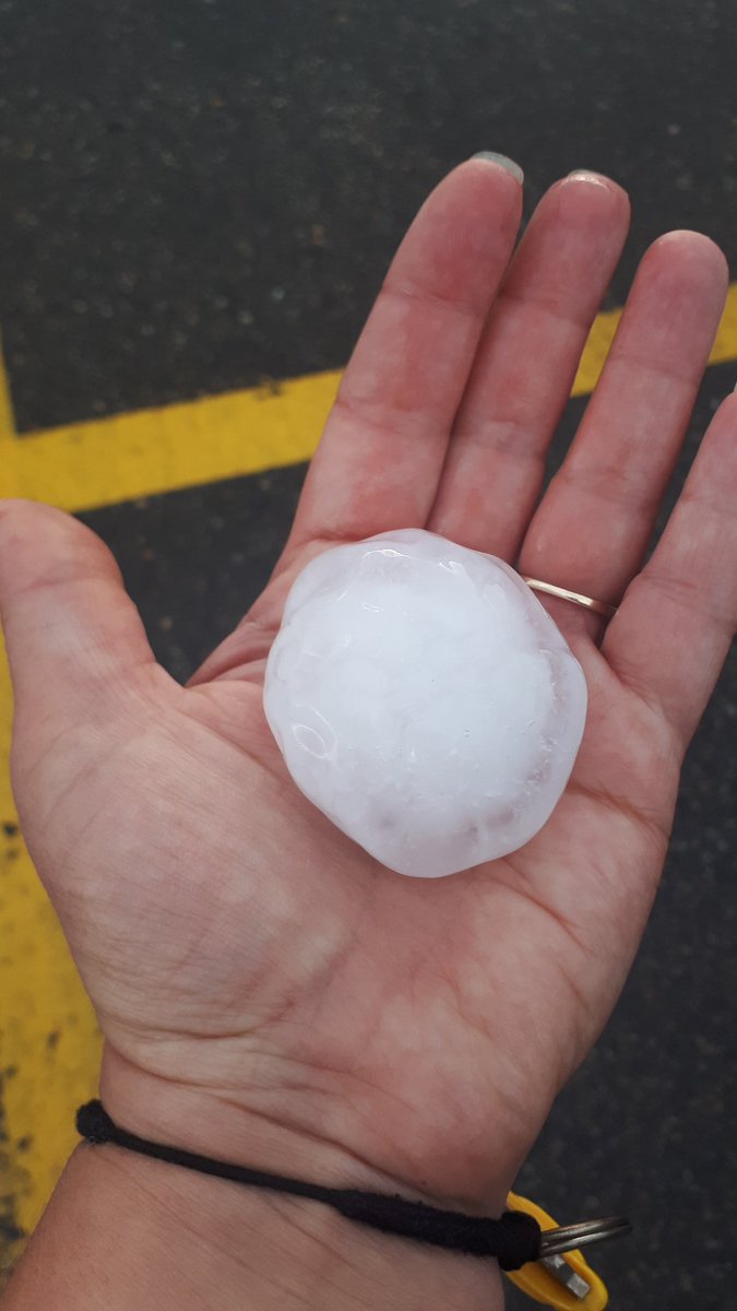 Vegas47's tweet photo. Hey @joshclassenCTV this is what came down in Spruce Grove earlier this evening! https://t.co/NddKsEE75d