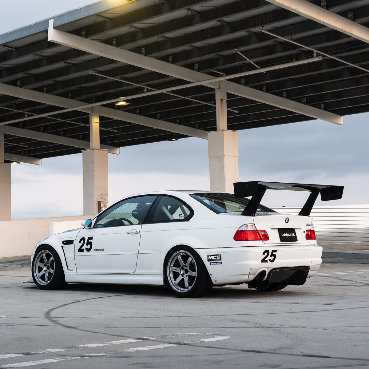 buildjournal's tweet photo. Wing or no wing? 👍thumbs https://t.co/OuL2t9FLwG