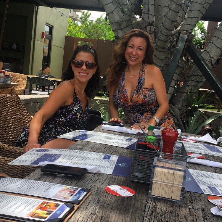 learninglabfl's tweet photo. We wake ⬆️ every single day w/ 🔥 in our bellies, passion in our 💕 and conviction in our voices - EVERY child CAN learn. We #teach the way they learn. Thank you to our SMART Summer 2019 Team! The expertise, 💜 &amp; soul were incomparable. #SEL #Dyslexia #EveryChildMatters https://t.co/yIz6VQJMXH