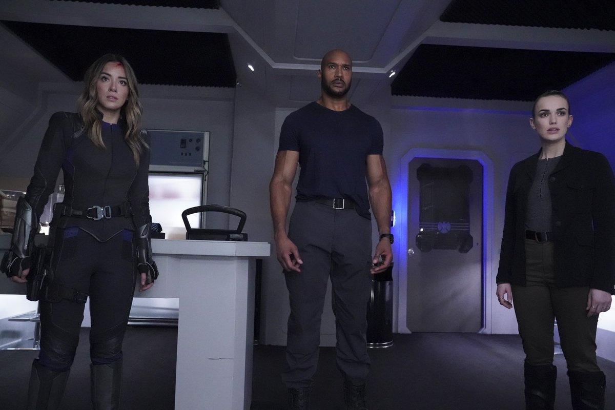AgentsofSHIELD's tweet photo. Thanks for joining us for another incredible season of Marvel’s #AgentsofSHIELD. We’ll see you next summer for the final season! https://t.co/jpXUNDIoEy