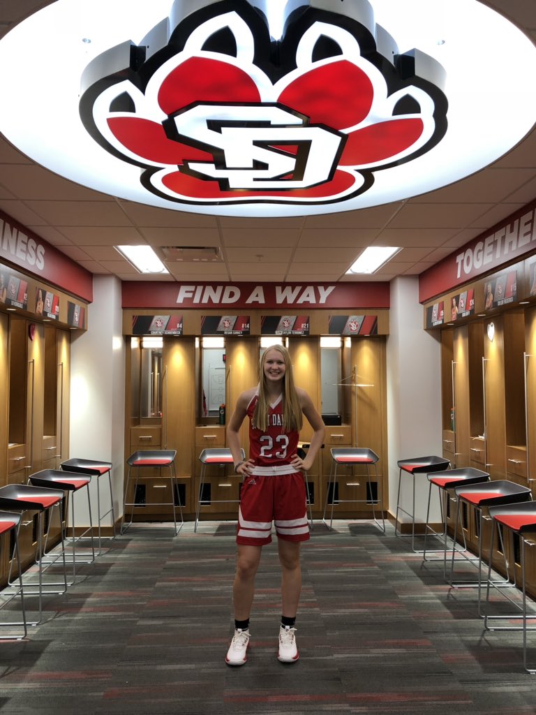 Cassidy Carson tweet media