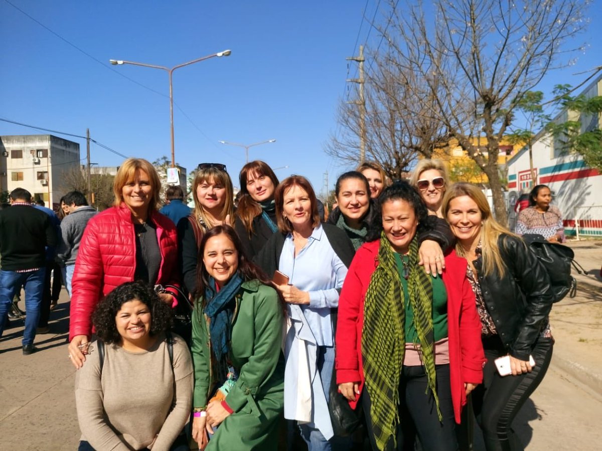 Carlota_PRO's tweet photo. #DefensorasDelCambio 💪
Acompañando a @mauriciomacri https://t.co/94NiSP2Eno