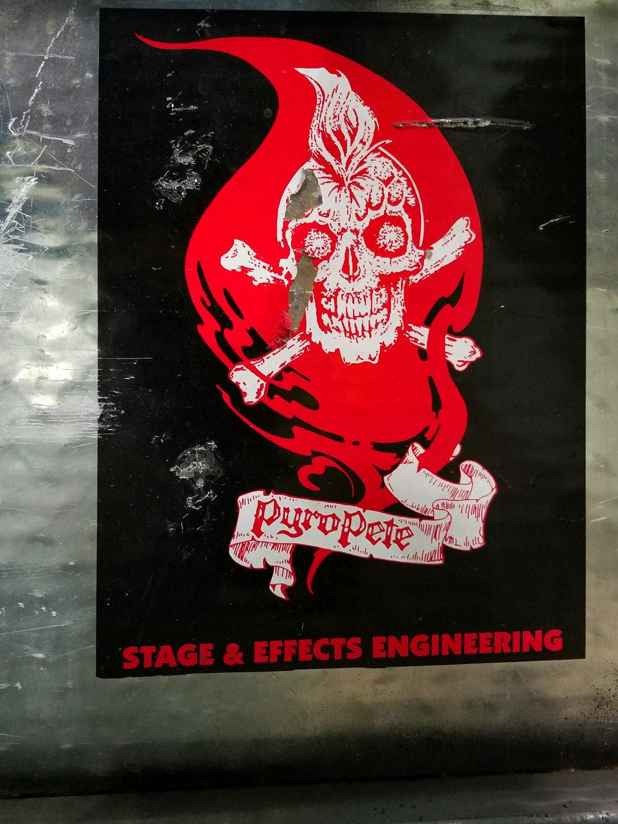 SohnsTed's tweet photo. #PyroPete https://t.co/L1Esl75Jmk