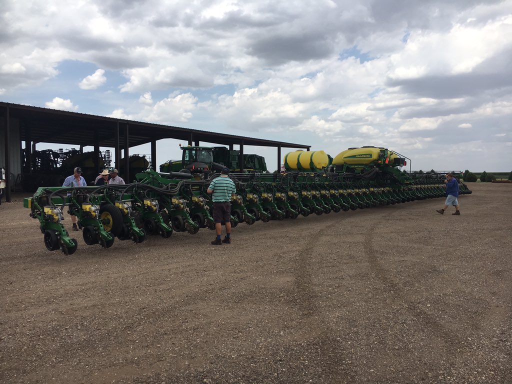 jimbohall's tweet photo. Williams Farms a great start up story. They face issues with water 💦 due to the underground level dropping. The ‘rule of capture’ applies for water rights. 😮 Big equipment with Pivots 800m and a seed planter 36m wide. #Everthingsbiggerintexas 🇺🇸 #rabocottontour @polanna1 https://t.co/2gKzk9VYe7