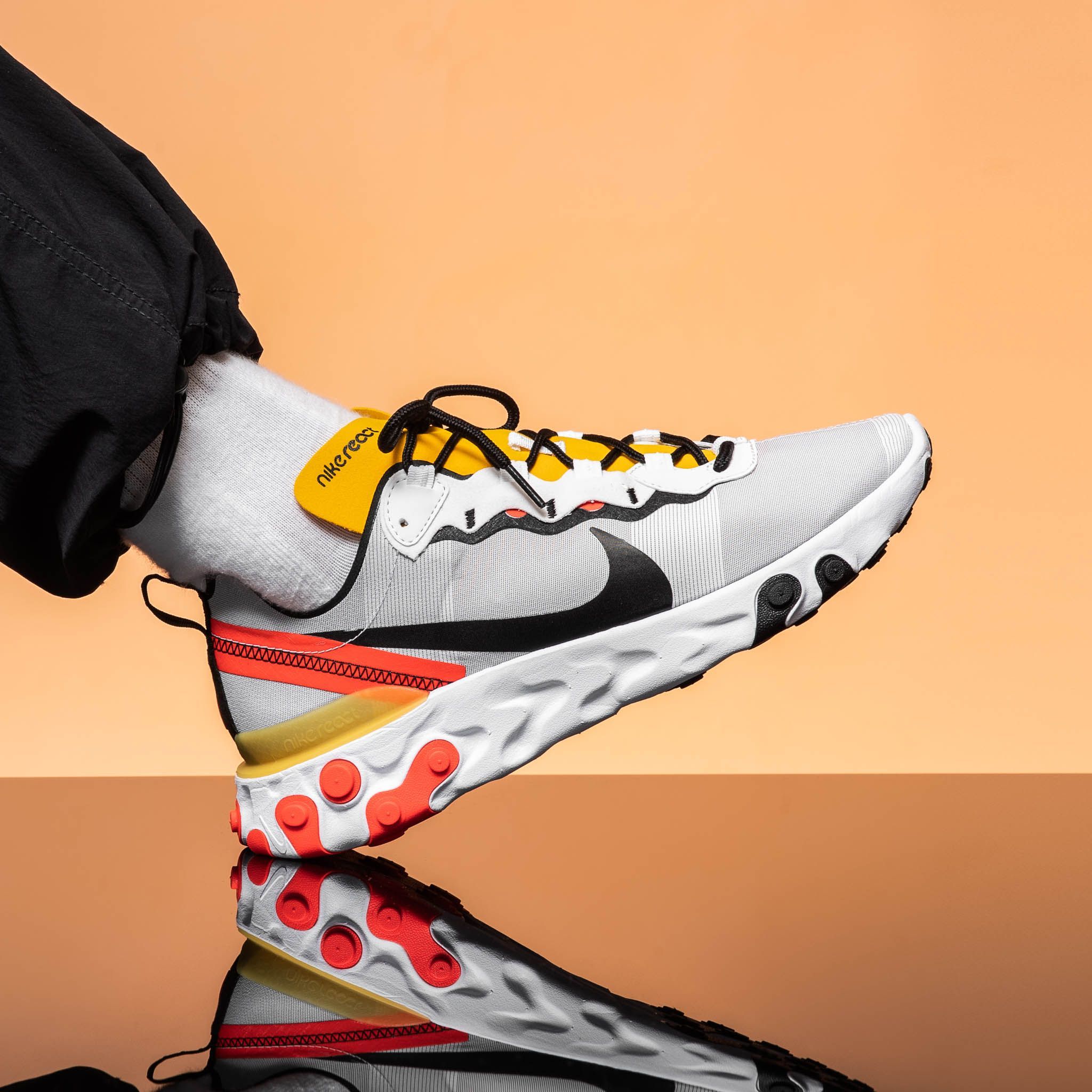 Titolo в Twitter: „Nike React Element Crimson" is now available online ➡️ https://t.co/jAgdL410Ff US 4 (36) - US 12 (46) style code 🔎 BQ6166-102 #nikereact #brightcrimson #titolo #titolostyle