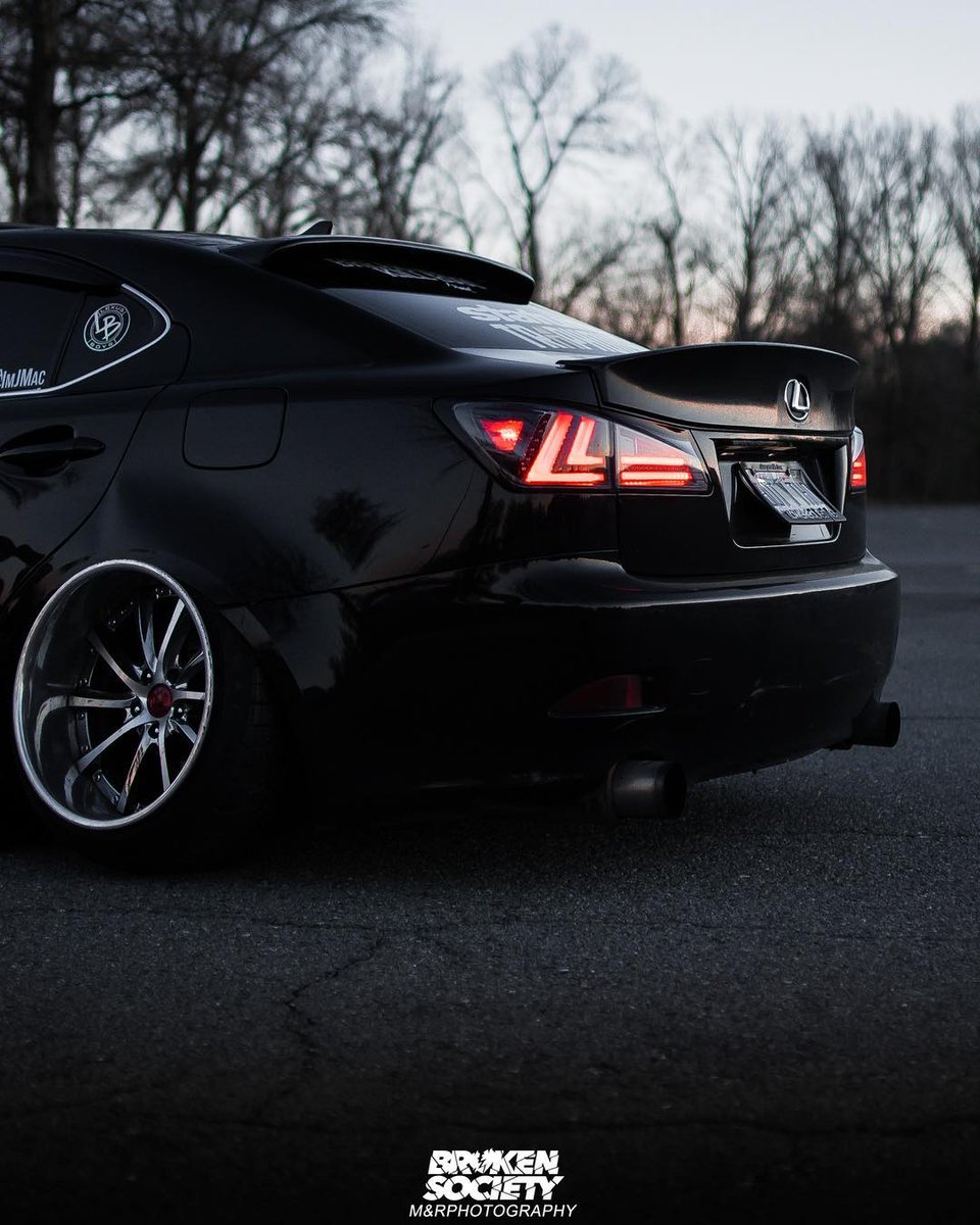 K2motor's tweet photo. Friday.Night.Lights.  🤘🤘
---
#is250 #is350 #lexus #toyota
#k2motor #specdtuning #specd
#loweredlifestyle #slammedenuff
#clublexus #cleanculture #stance
#fitment #lexusnation #slammed
#jdm #stancenation #cambergang
Tail Lights:  https://t.co/N8RZdsFVvR
🚘: @imjmac https://t.co/eTLVI2dREJ