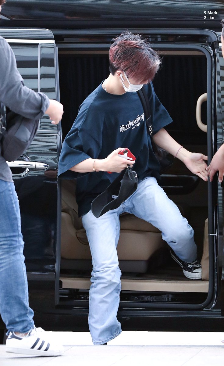 93_markku's tweet photo. [HQ] 190724 
How cute~👬👯‍♂️
#마크 #Mark #MarkTuan #段宜恩 
#GOT7 #갓세븐 https://t.co/AMQvB9yVXk