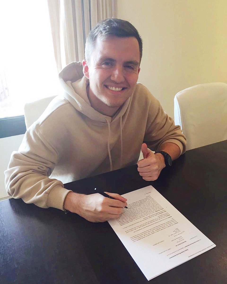 Signing my first contract with <a href="/AIAgency/">Artist Intel. Agency</a> super excited!