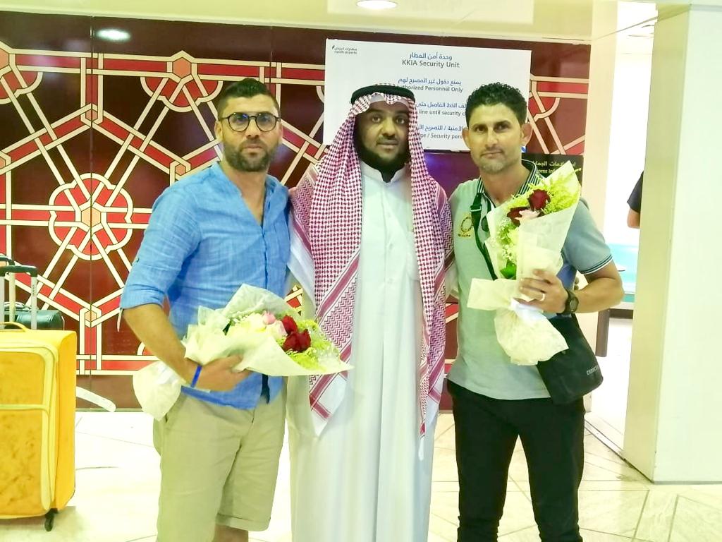 alsharq82's tweet photo. وقع الأستاذ/عبدالله البديلي.رئيس مجلس ادارة نادي الشرق بالدلم مساء اليوم مع المدرب التونسي/ عبدالمناف التركي برفقة طاقمه الفني لقيادة الجهاز الفني للفريق الأول متمنين التوفيق لهم لخدمة الكيان الشرقاوي للموسم القادم

#نادي_الشرق_بالدلم_للجميع https://t.co/k2dufIM8oK