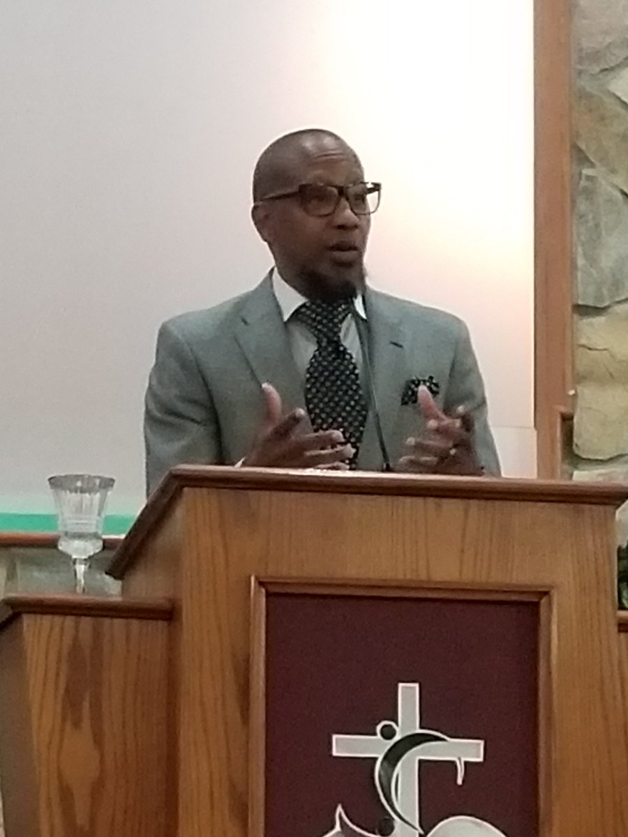 ssidecoc_durham's tweet photo. Night 3 is officially underway @BroALDaniels #RelationalRevival #SummerRevival2019 https://t.co/UQ6bVTxkFg