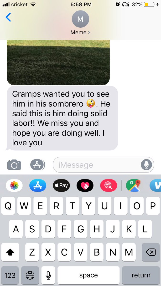 wyattgoebel_33's tweet photo. When you move far away from the fam, these are the best messages you can receive🤣❤️ #SolidLabor https://t.co/WPlQrQdq8v