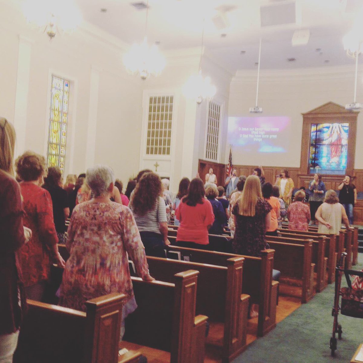 BeKayEdwards's tweet photo. Second Annual Women’s Night of Prayer and Worship.
Thank you Lord for the privilege of prayer.
#EBA #wellwornpaths https://t.co/sSPD1WCP95