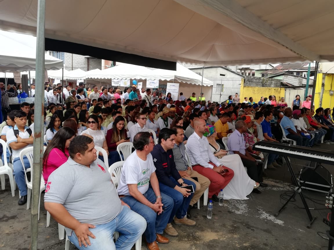 P_CiudadanaAN's tweet photo. #Esmeraldas| El #BusInteractivo sigue su ruta hasta el cantón #Quininde compartiendo un día lleno de actividades y aprendiendo del #QuehacerLegislativo junto a la ciudadanía. https://t.co/w0gWOsfpGs