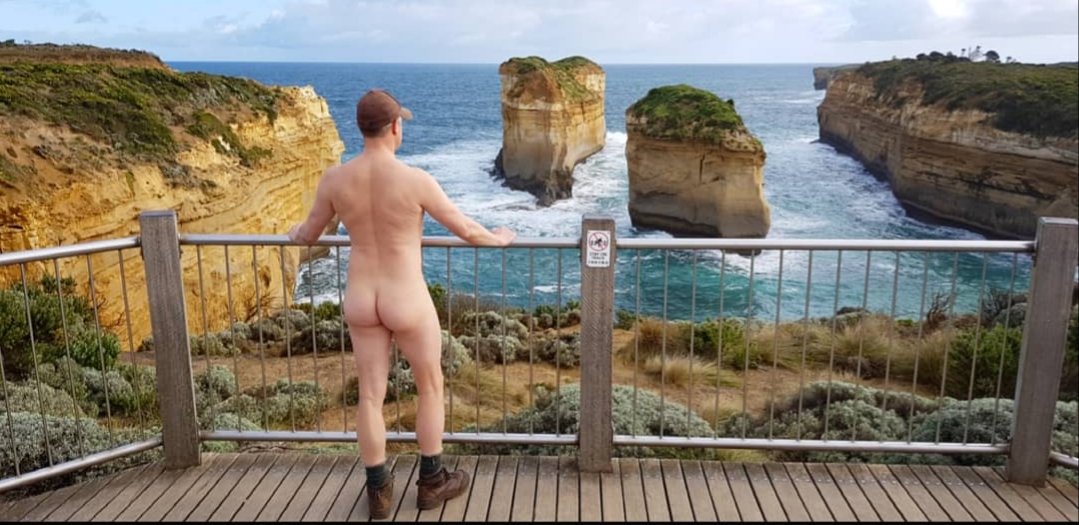thenakedhiker's tweet photo. I decided to get out of Melbourne & get over my winter blues. So joined a friend from Sydney on a #roadtrip along the #GreatOceanRoad.
At the #lookout between #LockArdGorge and #theRazorback (2 photo). We managed to sneak in a nudie photo between the bus loads of Asian tourists. https://t.co/5edRyk7TQc