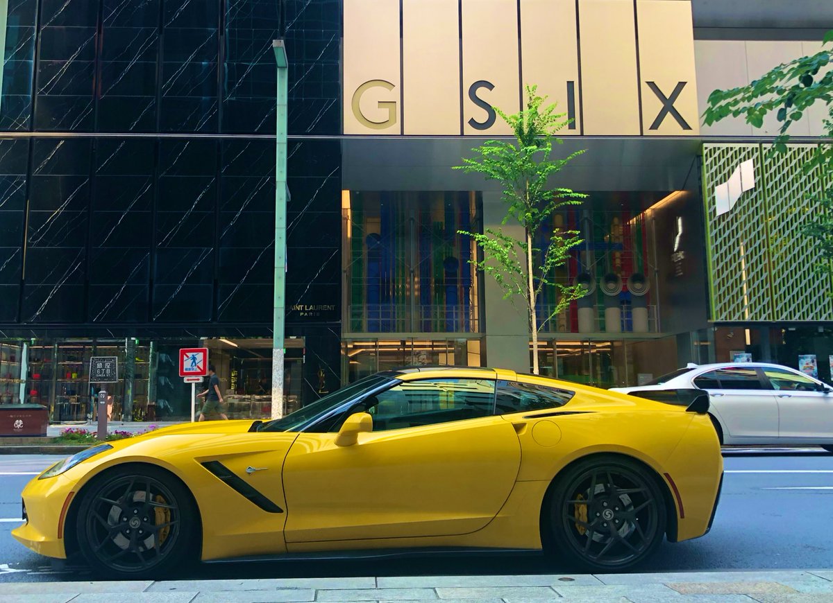tomovette's tweet photo. 奥の建物はGINZA 6

僕の愛車はVETTE C7 https://t.co/hpA5zcDHEV