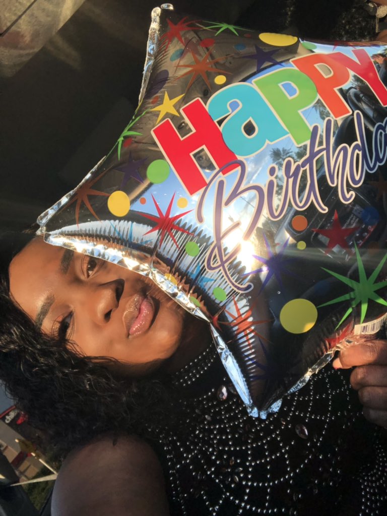 BlackBarbieBih's tweet image. happy birthday to me!!🥳👑 #yallfavleo #leoszn #bdayweek