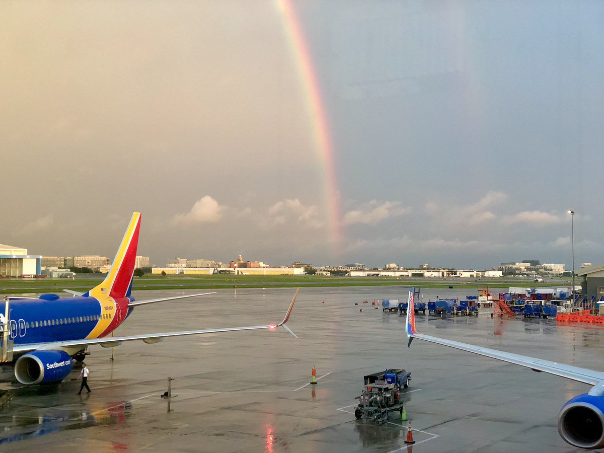 alizayeem's tweet photo. Until we meet again, @RaymondJames  and #Tampa !!! So what if @SouthwestAir delayed my flight, the #rainbow was worth it - at @FlyTPA @TB_Times @FOX13News @CityofTampa @NWSTampaBay @tbocom @VisitTampaBay #Weather #Florida #SouthWest #RainyDay #FortLauderdale https://t.co/a4JSf73gEa