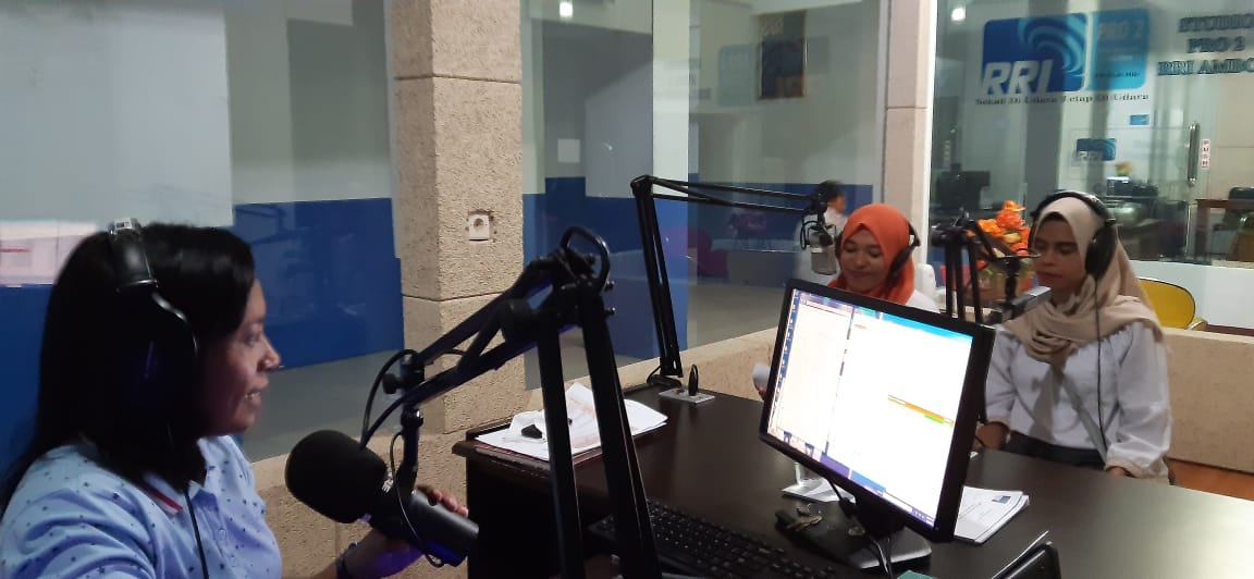 Thank you teman-teman <a href="/wpi_ambon/">WPI Ambon</a> kak Yani Manilet  &amp; Jihan Damat, udah bikin Jumat malam seru di Lembar Karya Sahabat.

#LembarKaryaSahabat #pro2 #rriambon