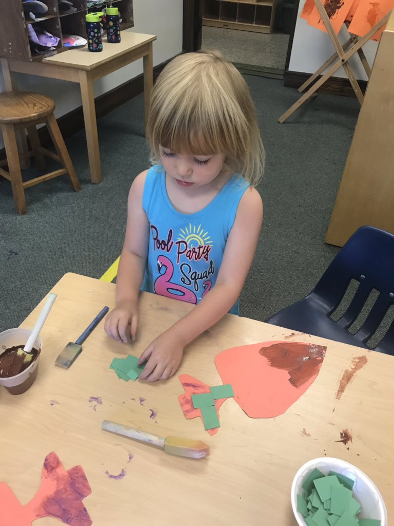TheCLSSC's tweet photo. To go along with the morning message question, the children designed carrots and their favorite color pumpkins at small group time. #summercamp #orange #colorweek @TheCampusSchool https://t.co/EXE6IoYKT4
