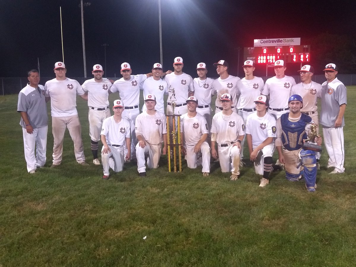 EricBen24's tweet image. Your American Legion state champs. @UDPost14 repeats with its fourth R.I. title in five years, downing Gershkoff/Auburn, 9-3.
