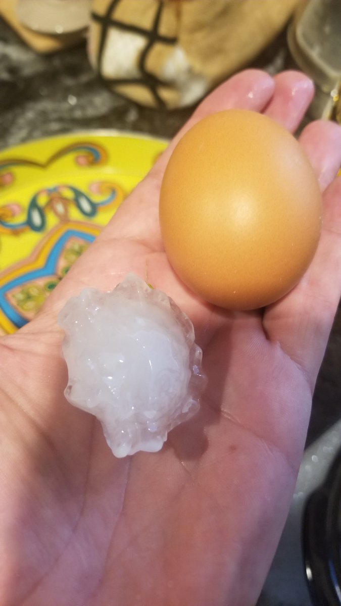 runnerjon's tweet photo. Big hail in the west end #yegstorm https://t.co/4vqm2RWKvr