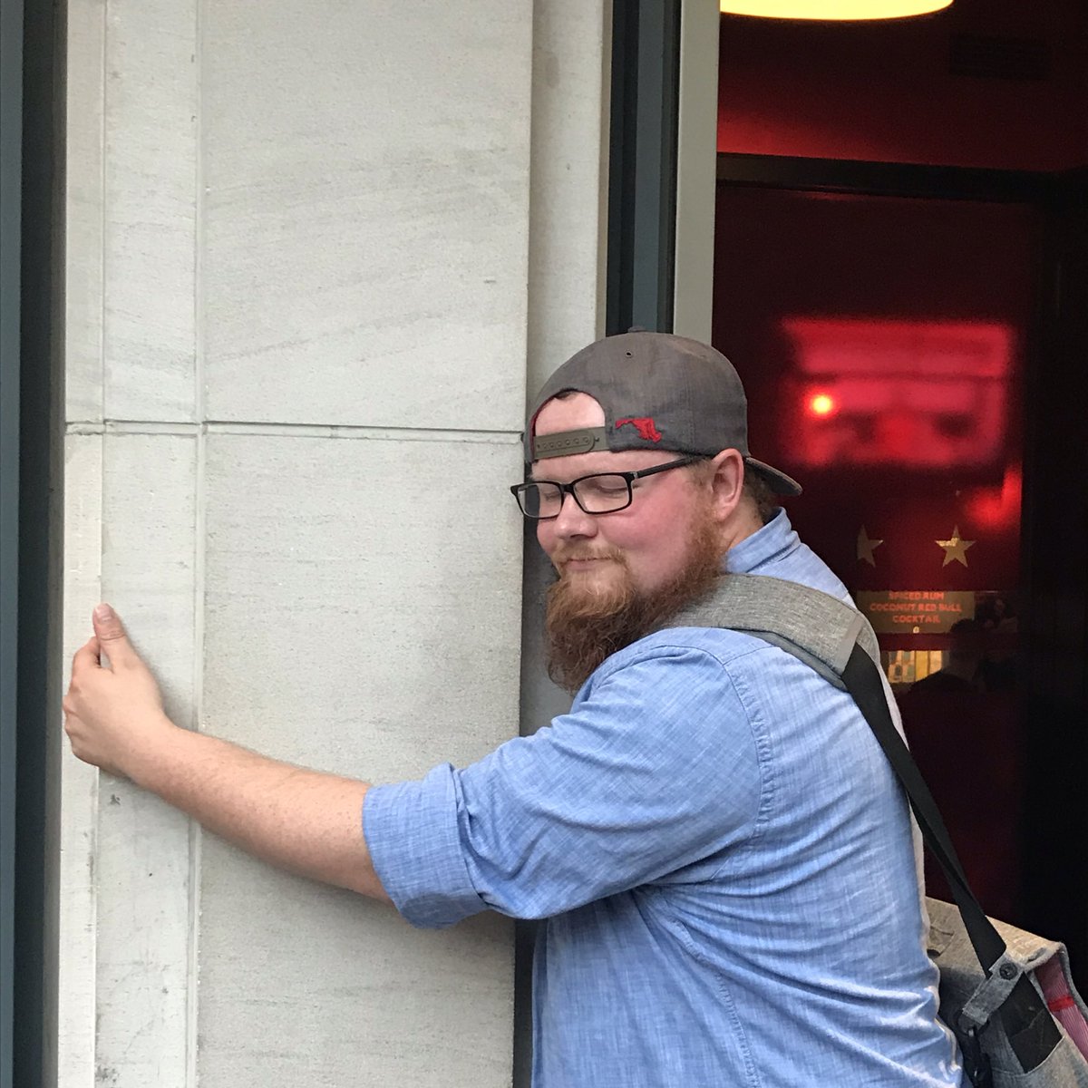 ericjdesigns's tweet image. Had a “It’s not just a boulder, it’s a rock” moment tonight with @PennCommonsDC. It’s sadly closing this weekend on the 4th. Had a few finals drinks &amp;amp; laughs before saying my goodbyes.

Thank you so much for 5 years of fun memories, marvelous service &amp;amp; ace bartending. Cheers!🍺♥️