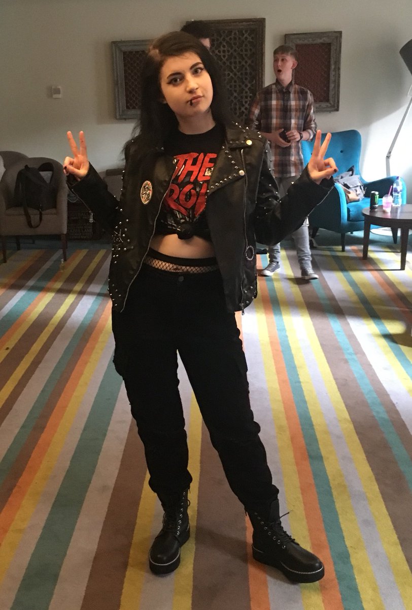 TheUglyPunk's tweet photo. Mo really is a bad bitch, you can’t kill her https://t.co/beUGlnnp0J