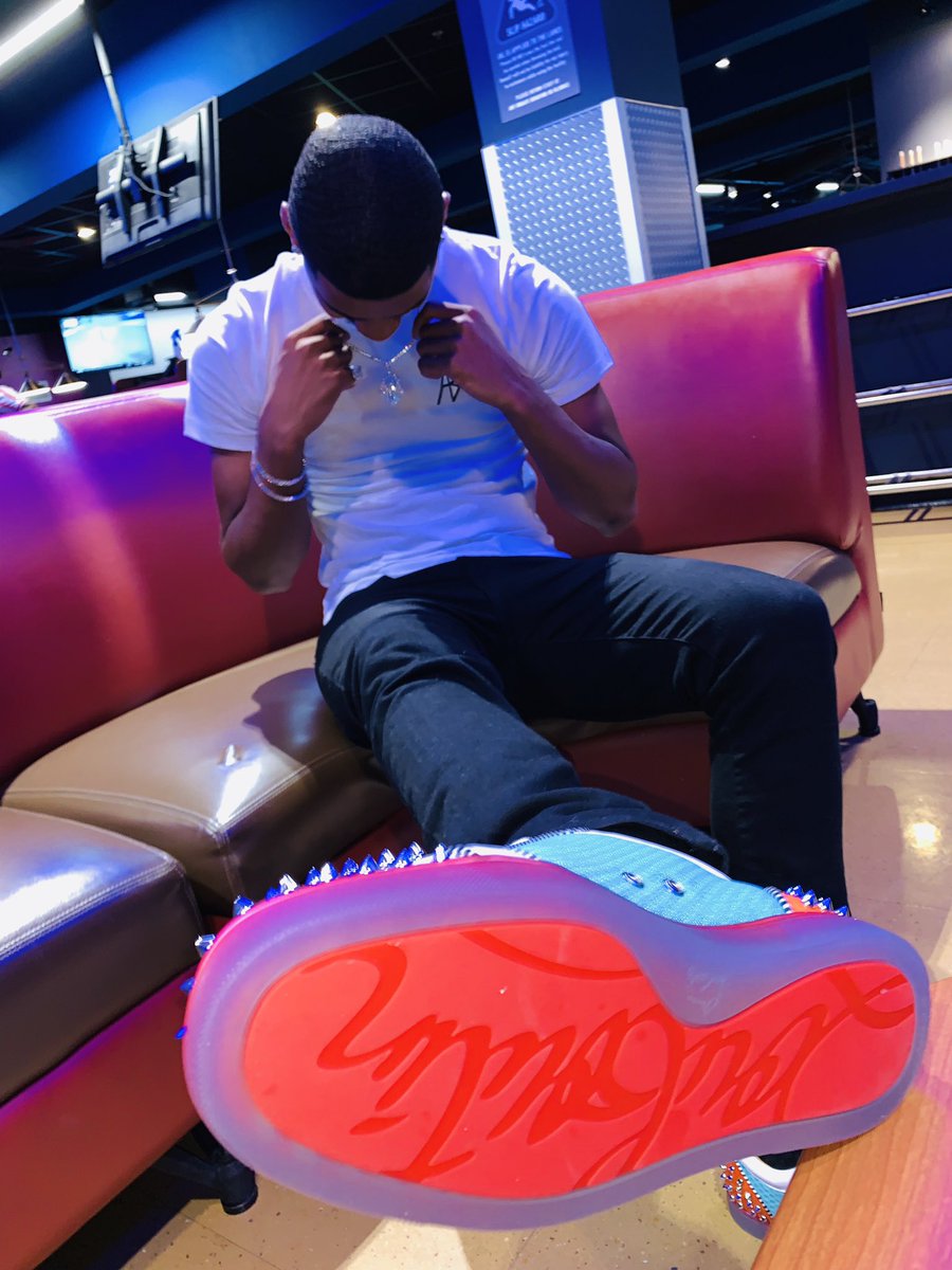 khatibdapoet's tweet photo. Bless to see 19 🥵🌹 https://t.co/sXrYWlbekk