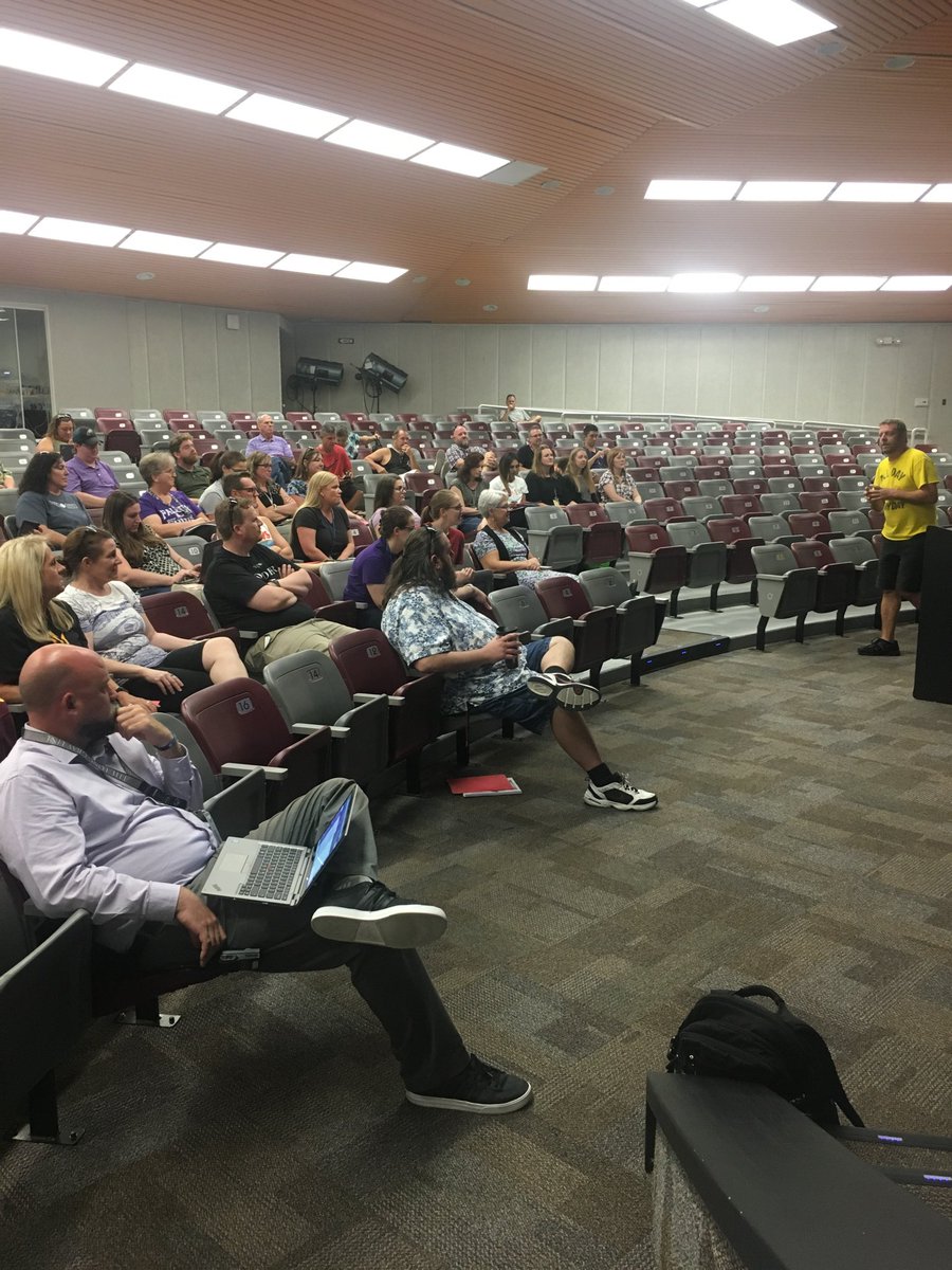fremontjhs's tweet photo. Concluding our professional development for our Fremont Staff.  These teachers are amazing!!! https://t.co/WEDa7BvGxs