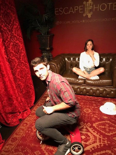 glitteratitours's tweet photo. Looking for a fun unique Hollywood adventure this weekend?  Check into @Escape_Hotel and book a room.  https://t.co/o5ZuEZnE5X https://t.co/GqLYItreRU