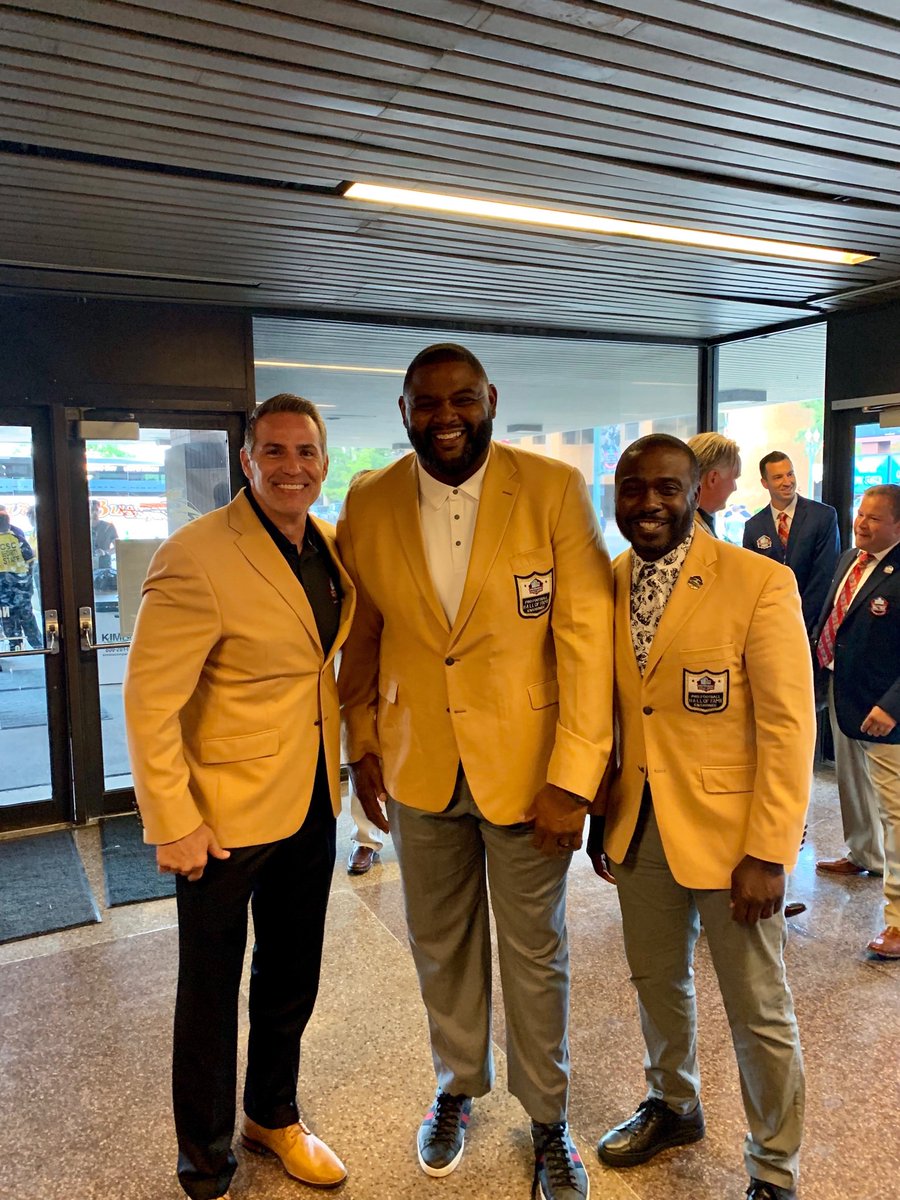 OrlandoPace_HOF's tweet photo. GSOT Good seeing my guys #PFHOF19 https://t.co/h4TL2S453o