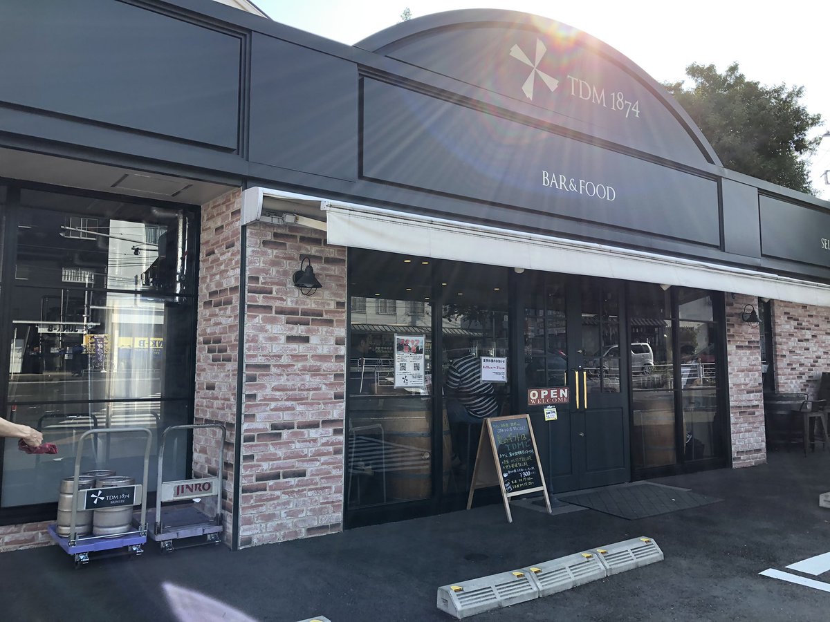 fujiryu0606's tweet photo. Summer campaign 1 little craft beer by 1000 yen at TDM 1874 Brewery. 7 hop double IPA. https://t.co/o2D690fJRz