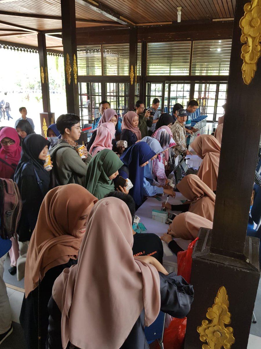 BPPKkemenkeu's tweet photo. Warganed bakal ketemu dgn tokoh-tokoh yg menginspirasi kamu dgn berbagi segala hal yg ingin kalian ketahui tentang pengembangan bisnis dan karier dan pastinya jg menjelaskan peran Pemerintah dalam mendukung usahamu. Jadi jangan lewatkan ya!
#futureoftoday #MoFest2019 #uangkita https://t.co/Gue2VtO7a6