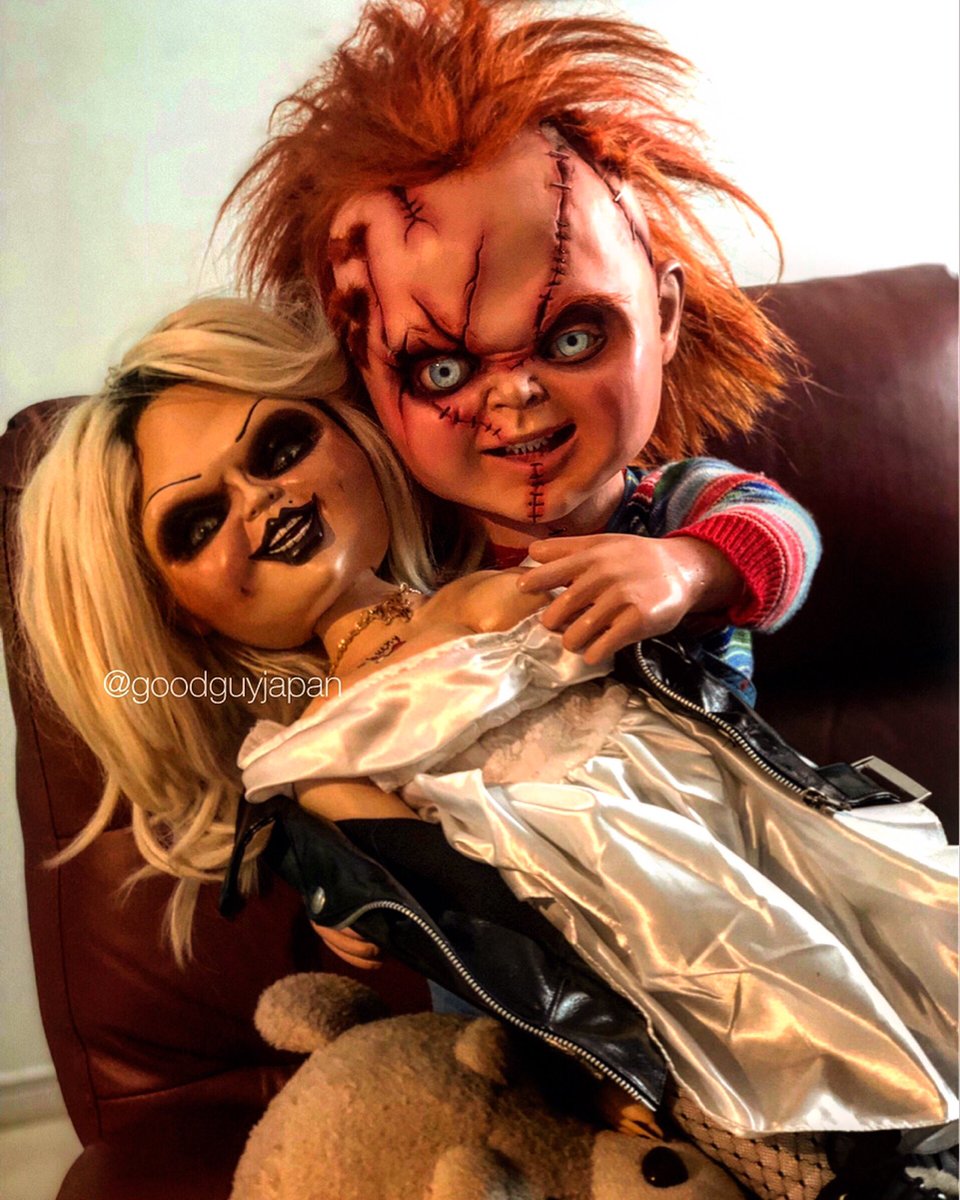 Chucky En Twitter チャッキーとティファニー一緒にテレビ見てリラックス 幸せそうなこの2人笑笑 ほんとのラブラブ テッド何みてるかな ぜったいglen 来年くるぞ Surely The Next Year Glen Comes Home Chucky Goodguydoll