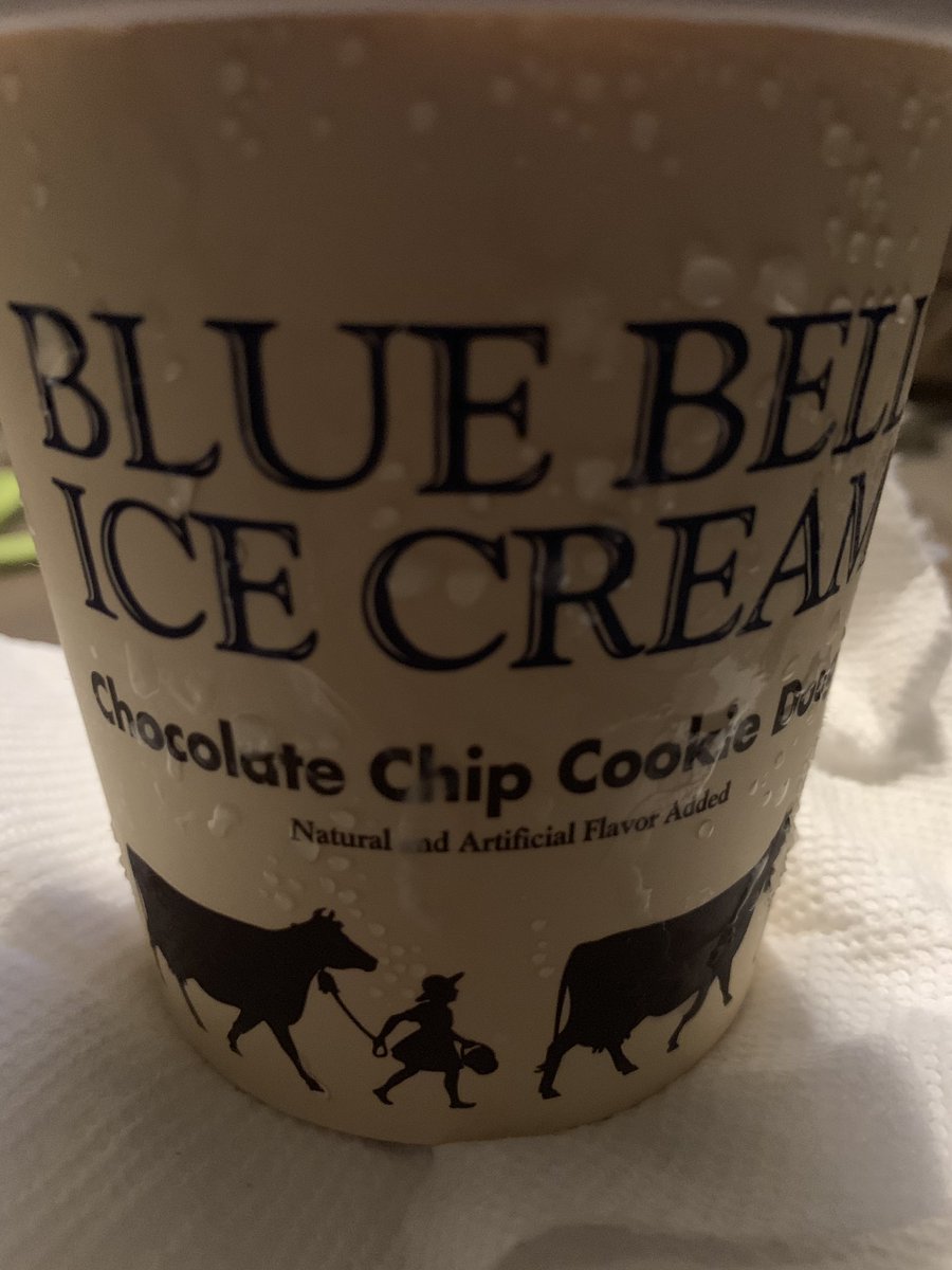 Mackcias's tweet photo. In HEAVEN. 🤤
#bluebell #bluebellicecream https://t.co/eCzqkysTbb