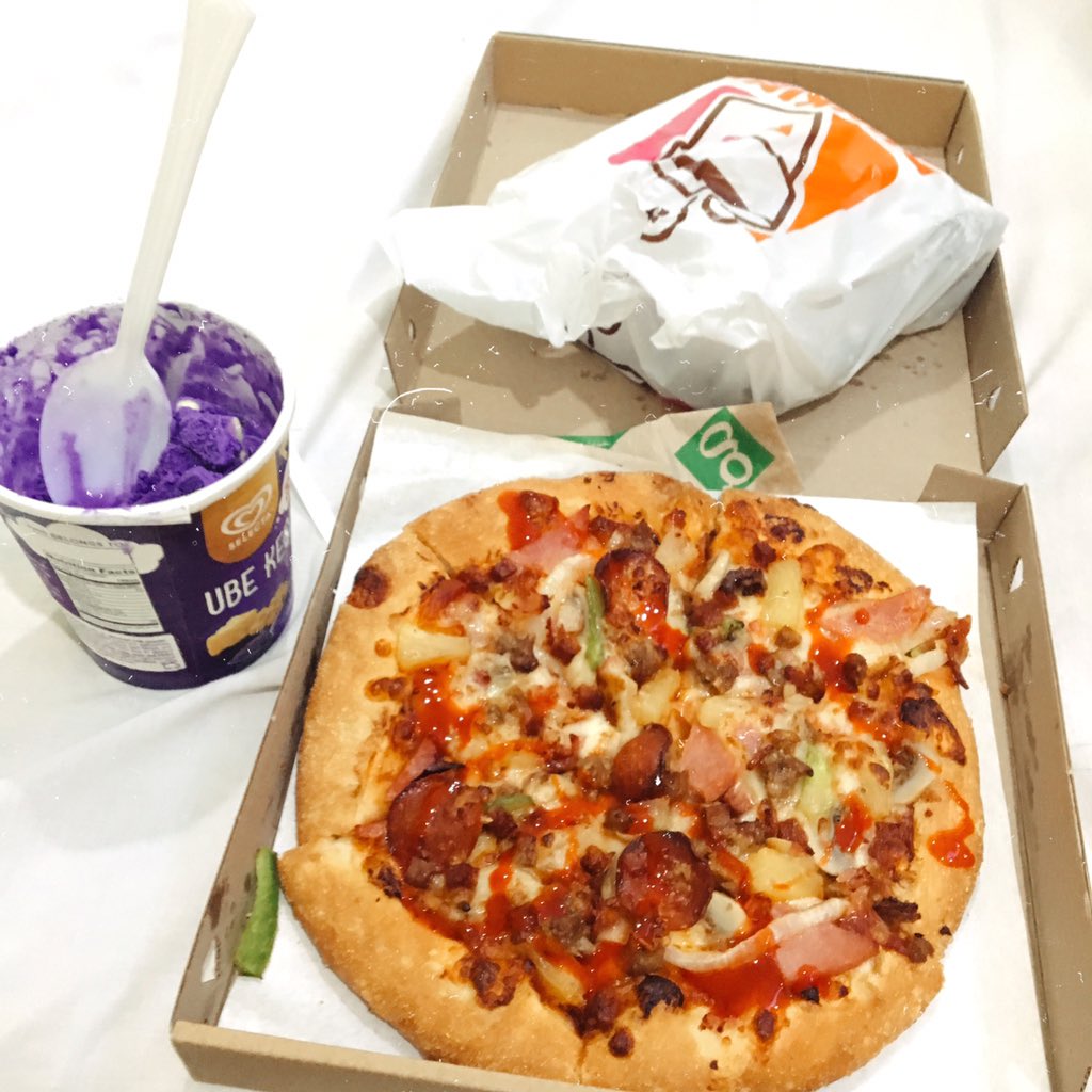 DanielaKris1's tweet photo. Thankyou so much to my beloved Boyfie♥️😘😍 You always me spoiled jud ba kong unsa akong gusto paliton dayun nimo. Hays Thankyouuu💖 Laaaabyou! #CravingSolve #luckygirl https://t.co/VRYR2Ezr4G