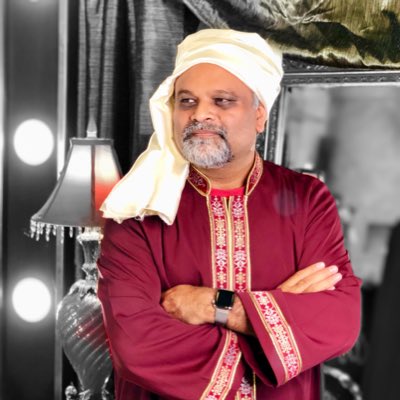 younusalgohar's tweet photo. #NewProfilePic https://t.co/MmHSmFB1VZ