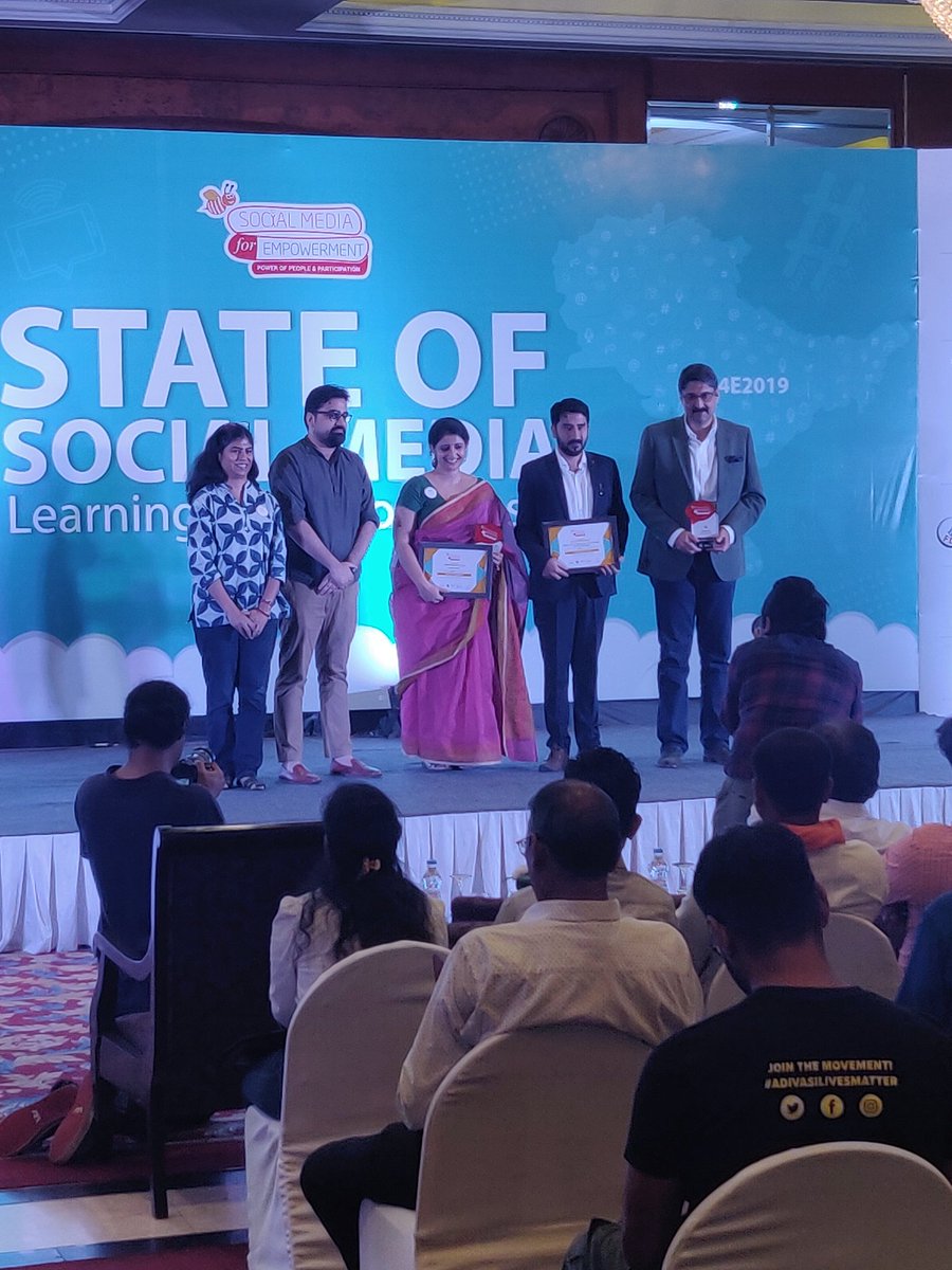assampolice's tweet photo. Social Media, used responsibly is always a force for the greater good.

We are delighted to announce that our #TheThinkCampaign won the coveted Social Media For Empowerment Award by @DEFindia for Community Mobilisation.

ADGP Harmeet Singh, received the award in Delhi, yesterday. https://t.co/bT60XbxBTv