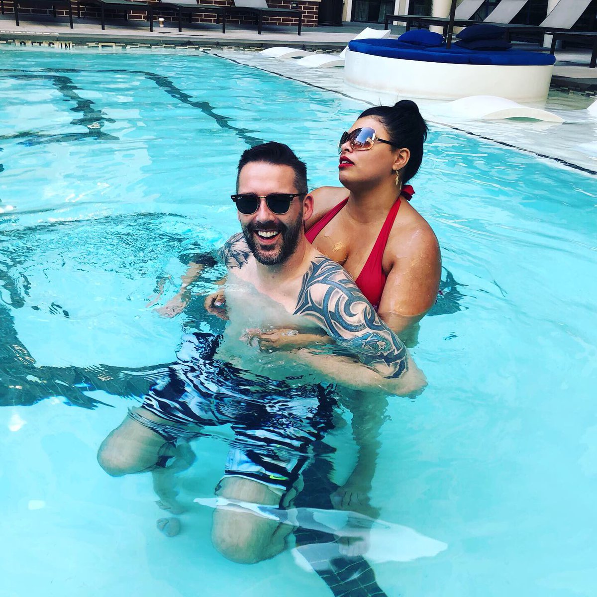 NatashaGeigel's tweet photo. I don’t post many pictures of us because he becomes a #manchild and ruins them 🙄 The first photo was our best when I finally gave up trying. #swipeleft for the ones that #didntmakethecut 😑#notrelationshipgoals #wetried #igivehimcredit https://t.co/0pRHlpD9uj